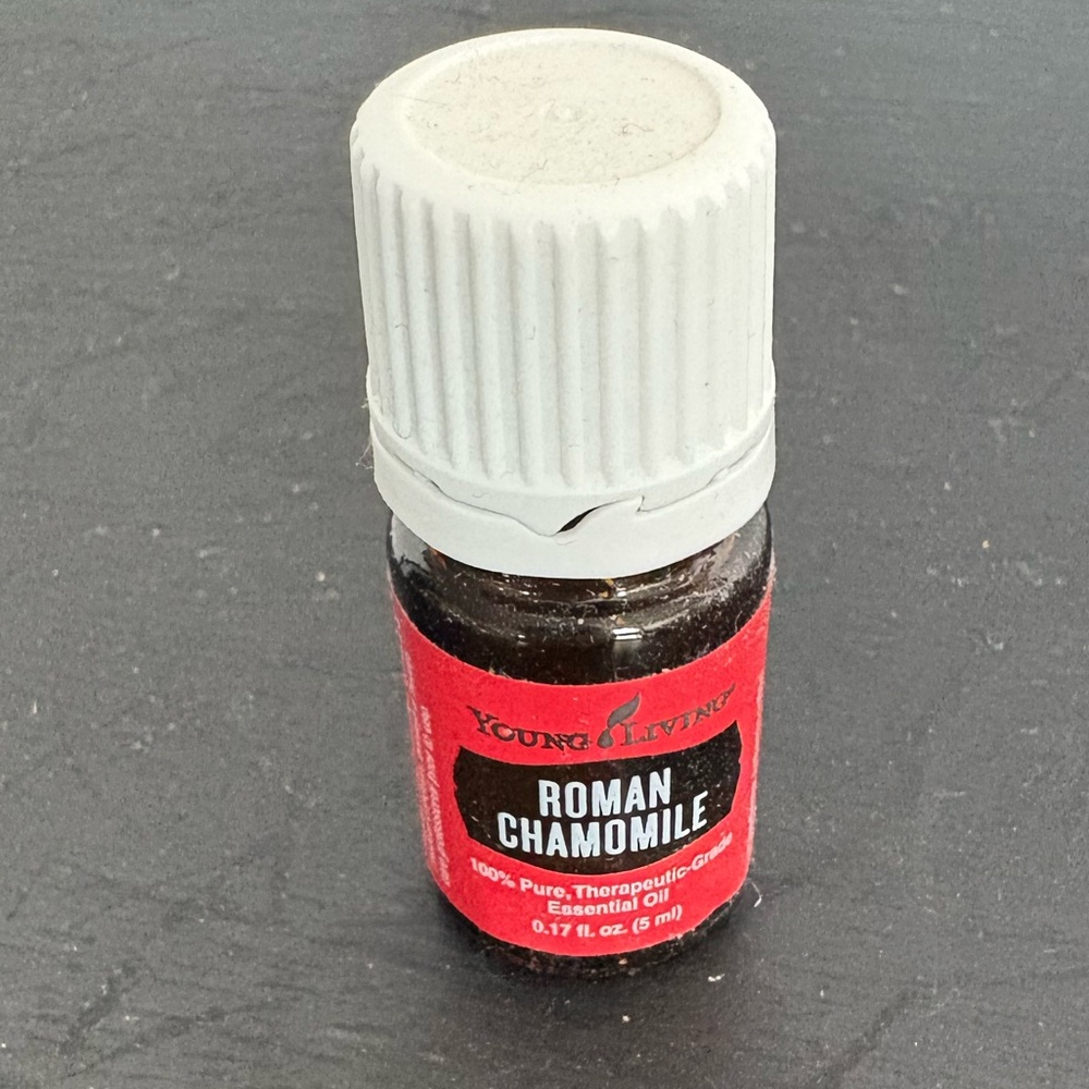 Young Living Roman Chamomile Essential Oil - Red Label